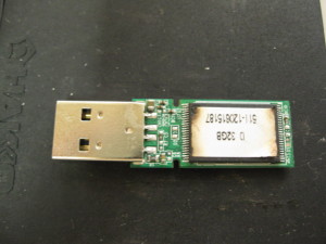 USBフラッシュメモリー重度の物理障害
